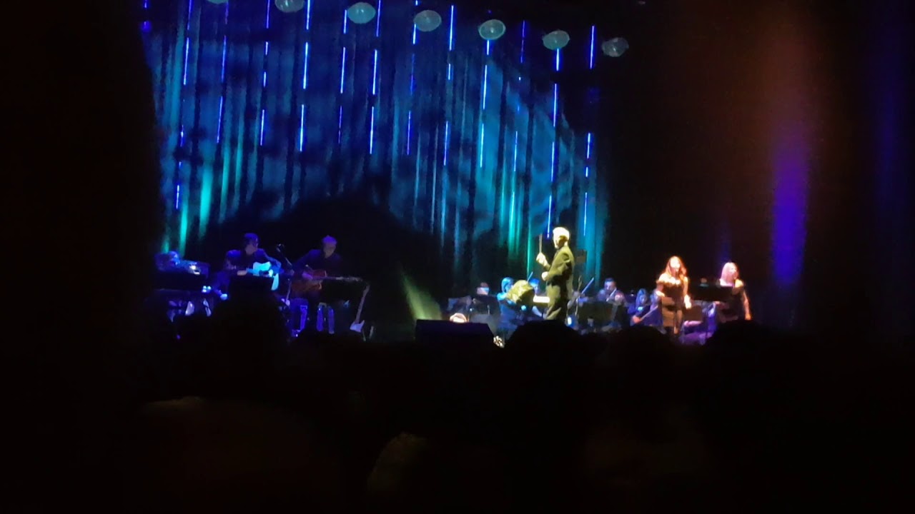 Roy Orbison (HD) Intro then 'Only The Lonely' 3D Holographic Tour. 19/4/18. Eventim Apollo, London. 
