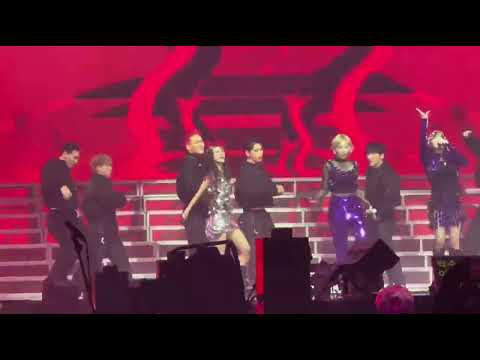 2NE1 - Clap Your Hand (Welcome Back) Live In Bangkok 25" DAY1