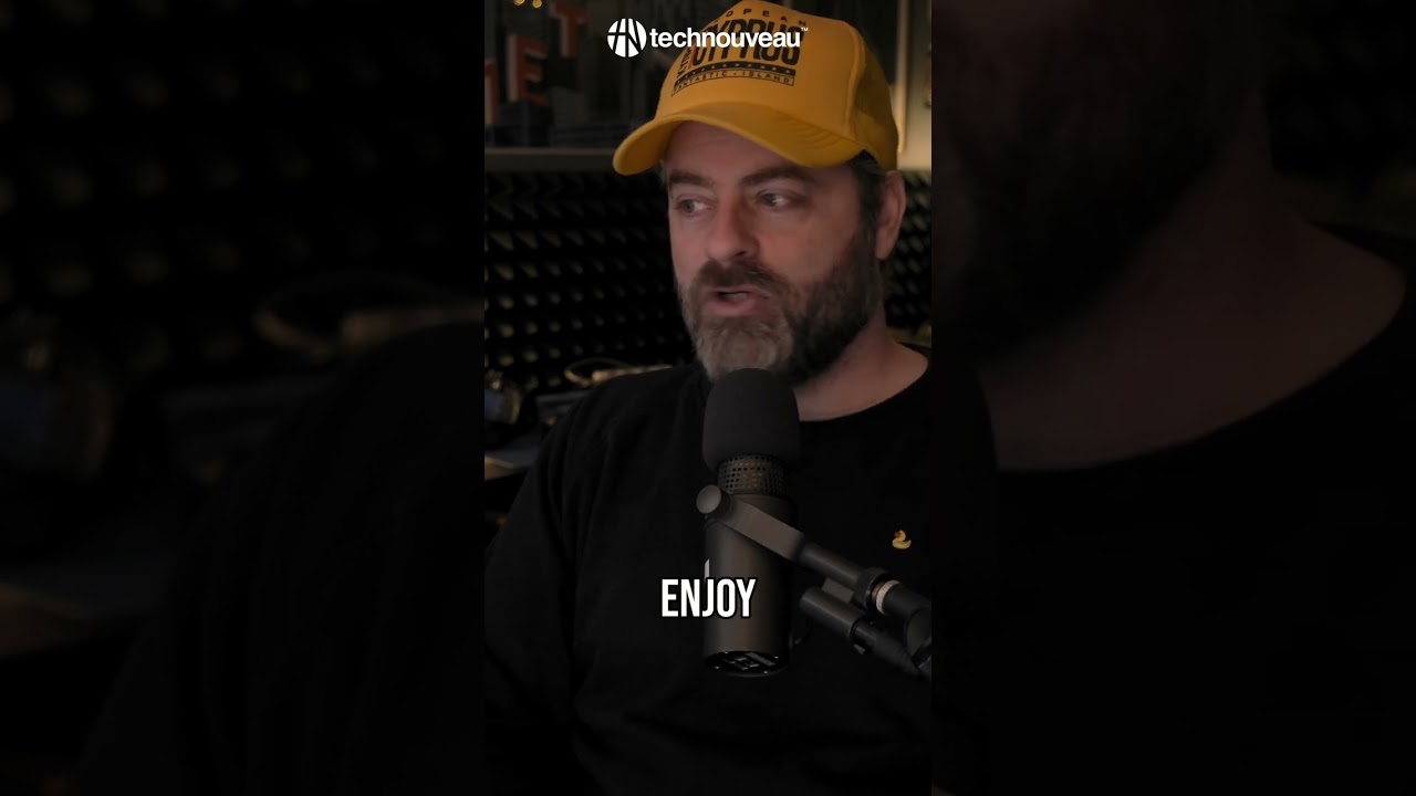 Space Mission Gone Wrong? Art Director's Creative Journey! #shorts