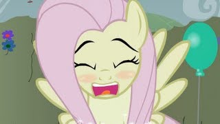 Flutters gets﻿ BEEBEEPED in the maze.