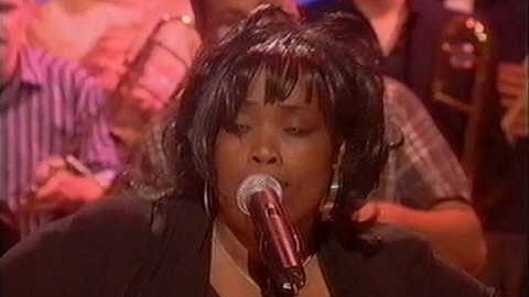 Dave Swift on Bass with Jools Holland backing Ruby Turner "When i get Home"