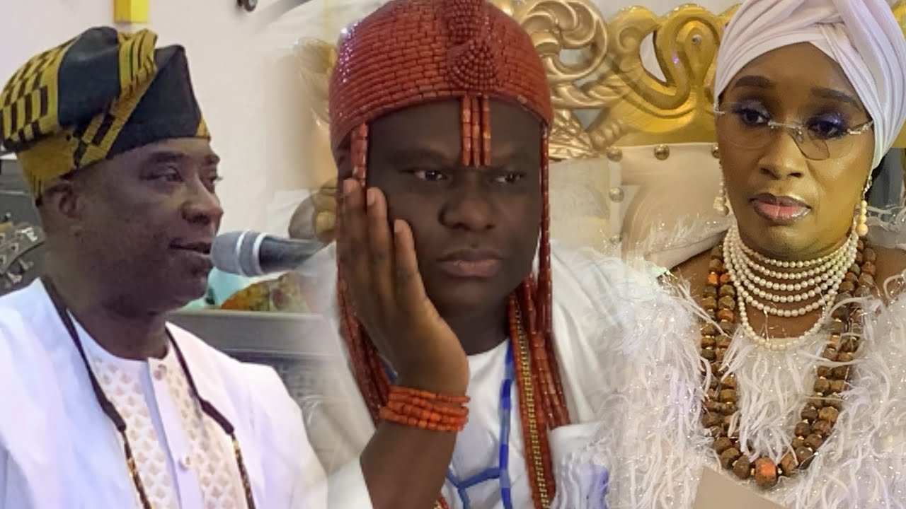 WASIU AYINDE-OONI OF IFE AND HIS WIFE OLORI ADERONKE AT OLORI JOLA BIRTHDAY CELEBRATION 