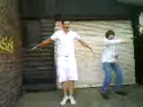 Kevin et Florian en pleine dance xD