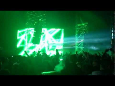 Intro DJ Coone