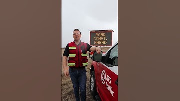 Control Traffic with this Message Board #shorts #construction #roadsafety #traffic