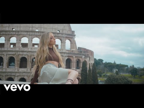 Ana Mena - Cuando la noche arriba (Official Video)