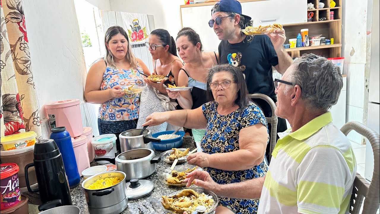 Cardápio Do Dia … Pés De Galinha / Zé Fez Almoço Pra  Xaninha! Será? 😂