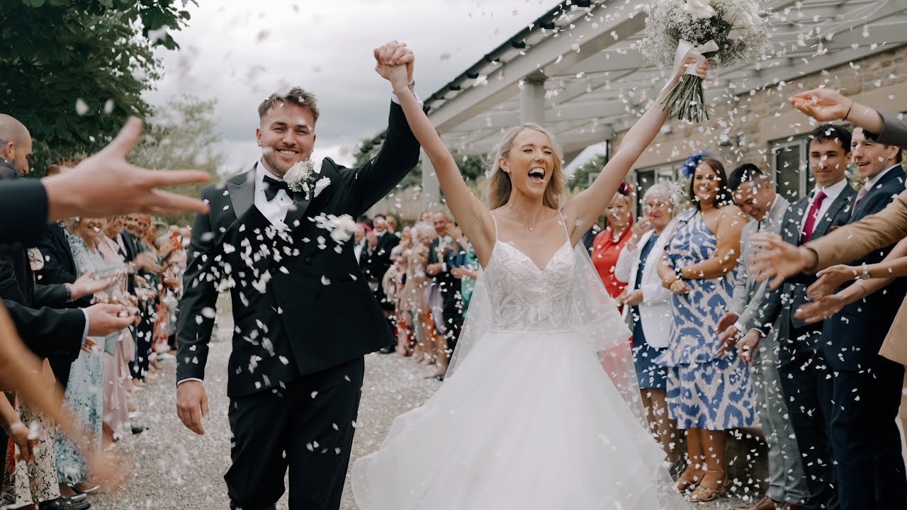 Lizzie & James | Yorkshire Wedding Barn