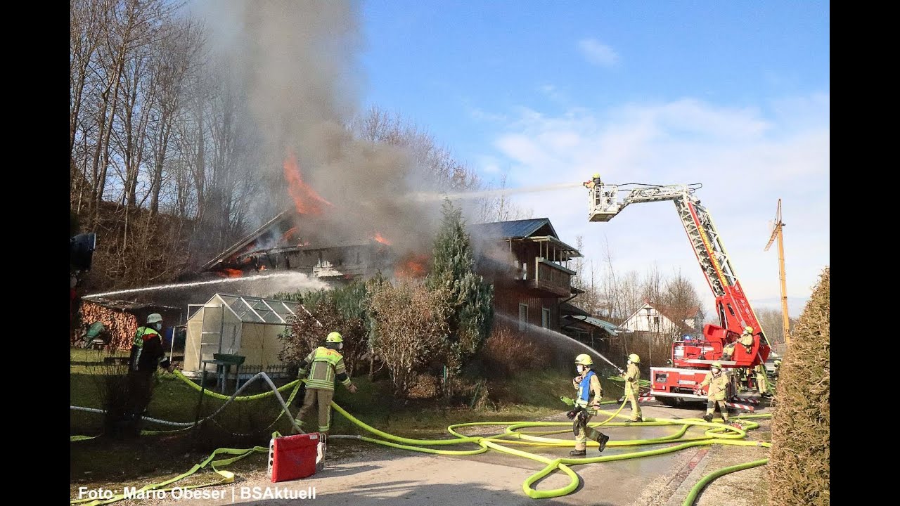 Landkreis Günzburg: Wohnhausbrand in Waldstetten – 1 Toter aufgefunden