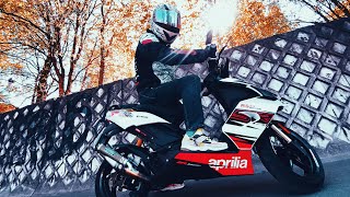видео: APRILIA SR ПОСЛЕДНИЙ ШАНС | ГОНОЧНАЯ ВОНЮЧКА | МОЁ IMHO картинка: APRILIA SR ПОСЛЕДНИЙ ШАНС | ГОНОЧНАЯ ВОНЮЧКА | МОЁ IMHO