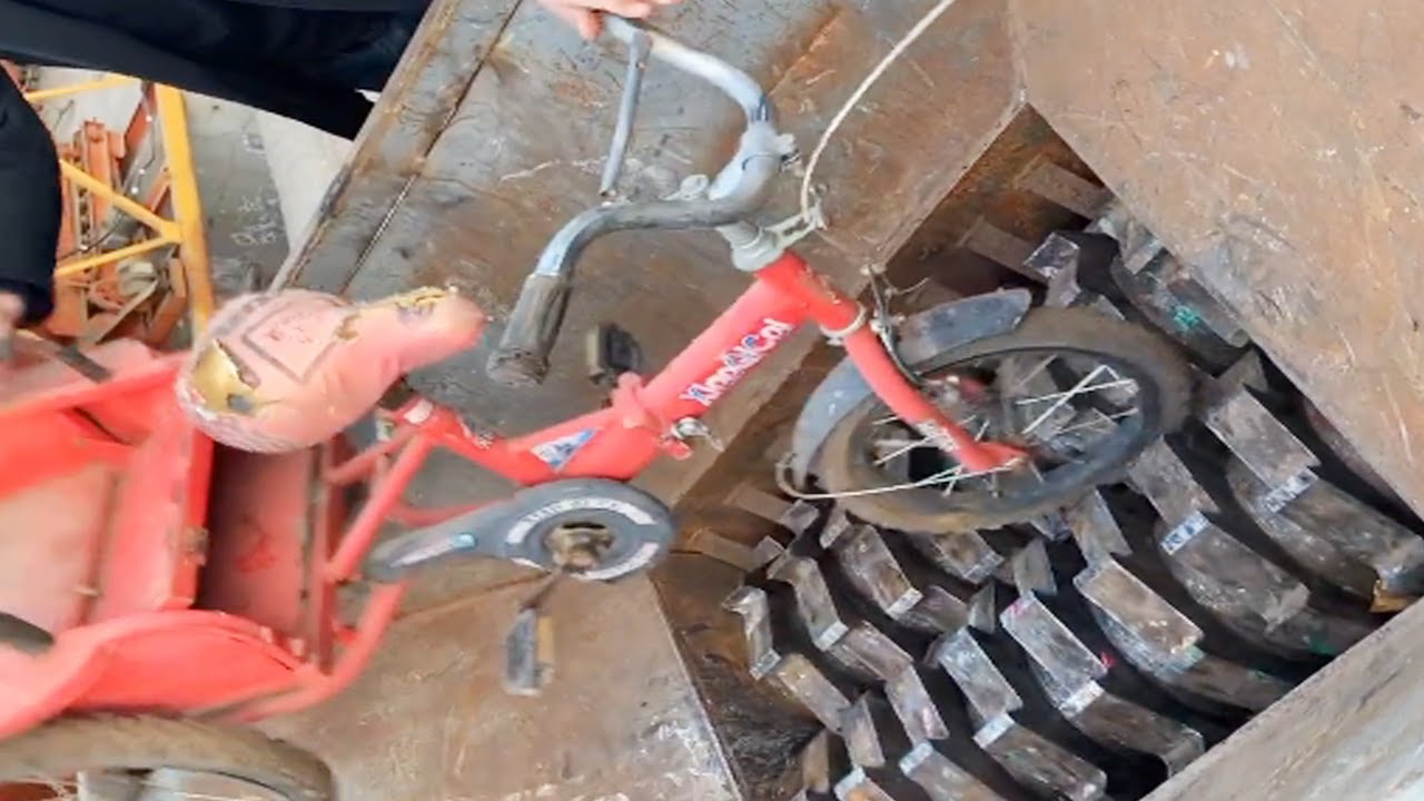 Bicycle VS Crusher | Satisfied bike shredding video | Shredding Scrap Metal #25