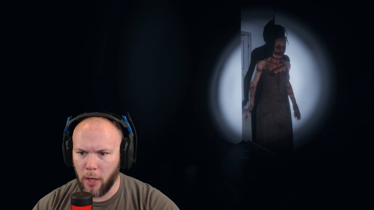 Rossburger, Professional Ghost Hunter - Phasmophobia Highlights - YouTube