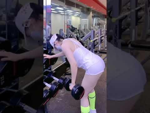 Women S Highest Fashion Age Into A Fan Elegant Figure