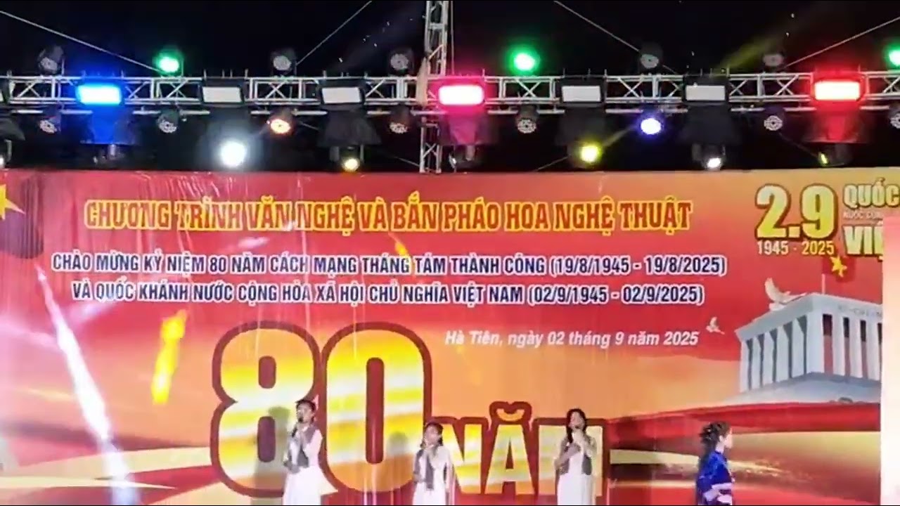 LIÊN KHÚC TÔI LÀ NGƯỜI VIỆT NAM-THDH TP HÀ TIÊN