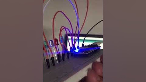 Membuat Running LED & 3 LED Menyala Bergantian | 2005551145_Fandy Kusumaraditya Datar