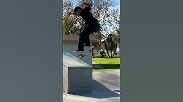 Kickflip Frontside Nose Slide #skateboarding
