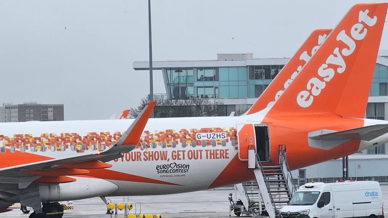 EuroVision livery Airbus A320, EasyJet 
