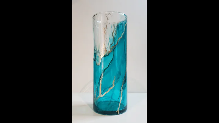 Alcohol ink glass vase decoration in 5 min. Quick, simple and beautiful