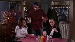 Jess and Rory cheat on Luke