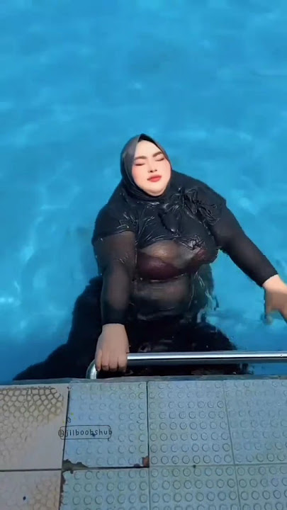 Bunda Gemoy Berenang Transparan 😱😱 #jilbab #hijab #hijabers #hijabgirl #gemoy #chubby #chubbygirls