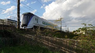 [ジョイント音]E353系 S119編成 特急あずさ37号松本行が多摩川を通過するシーン