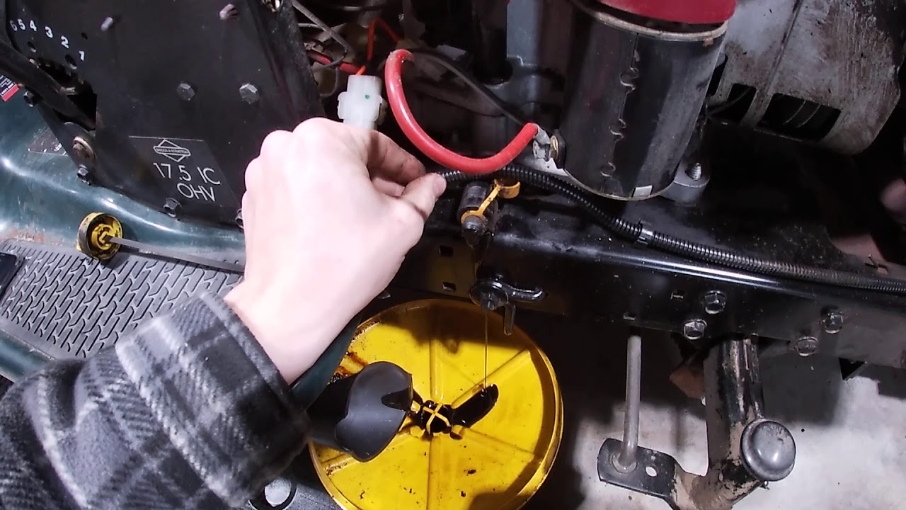Changing oil on craftsman LT1000 - YouTube