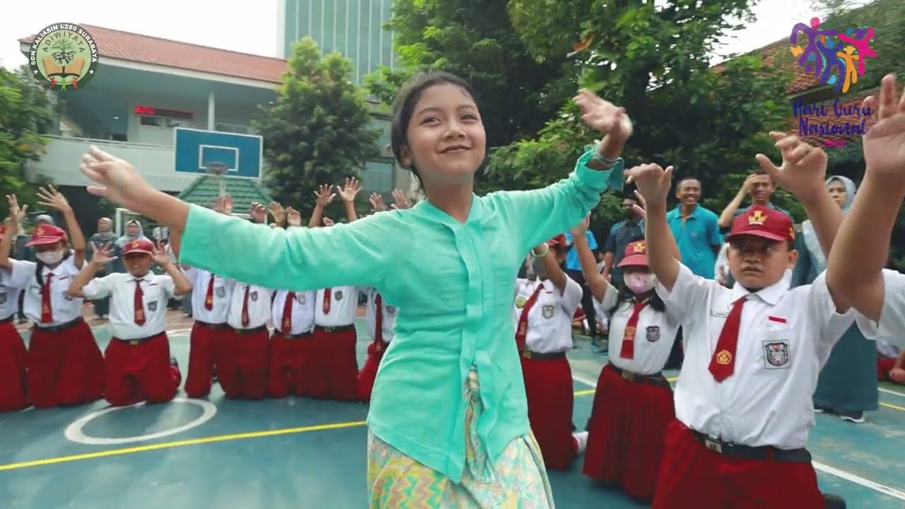 Hari Guru Nasional 2022 - SDN Kaliasin I Surabaya