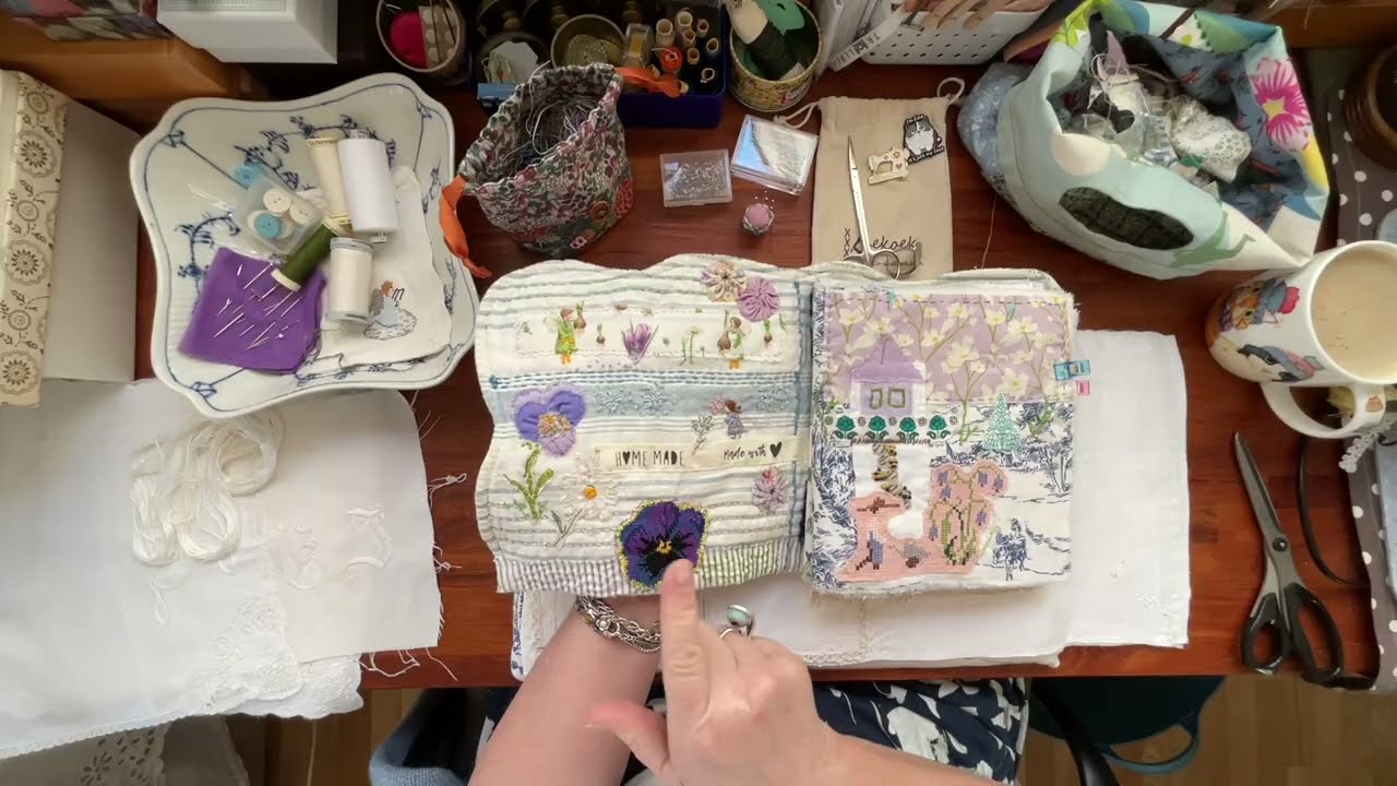 Sy og sludder #13 #slowstitching med hvidt #roxysjournalofstitchery og på tur til Lyngby