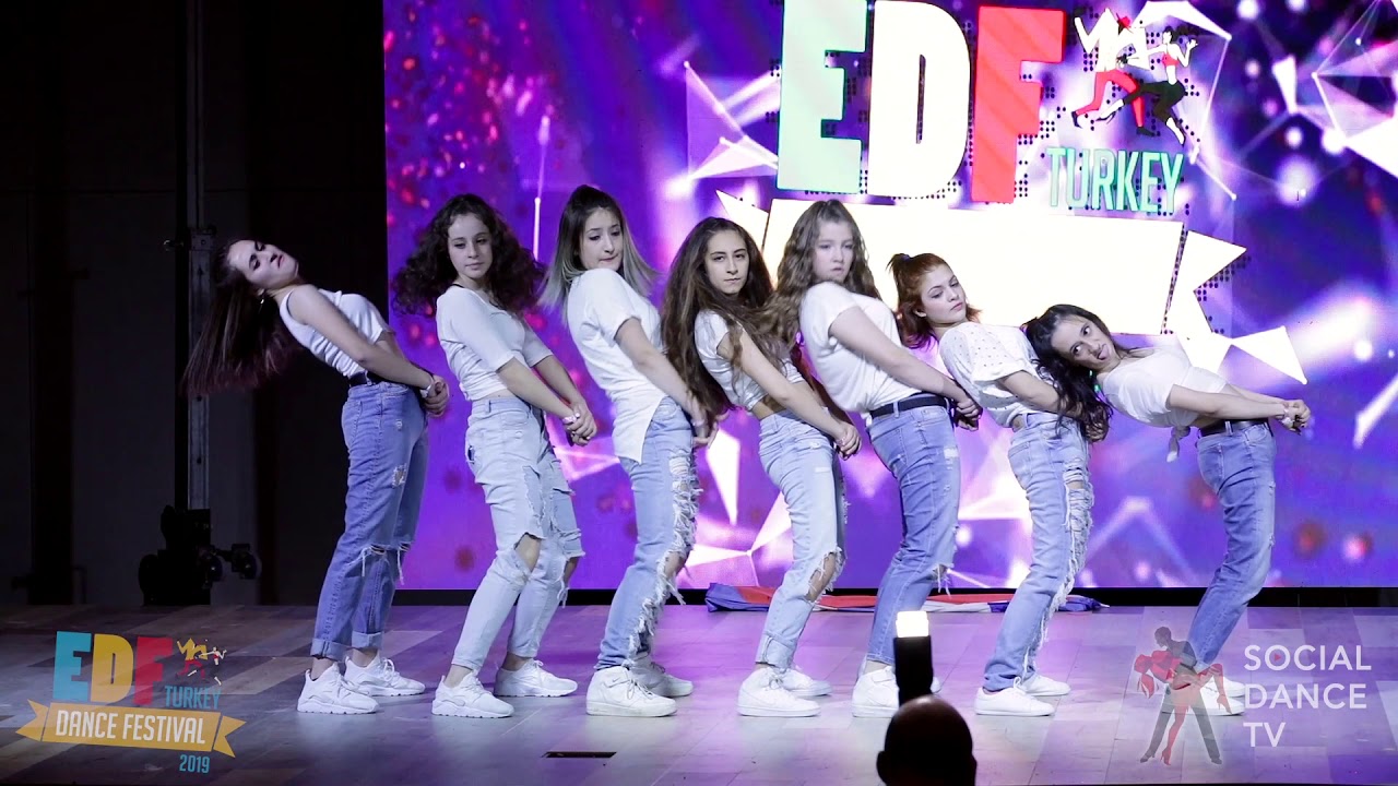 bachata dance Cuba Linda by Crypto Dance Academy - Dance Show | EDF 2019