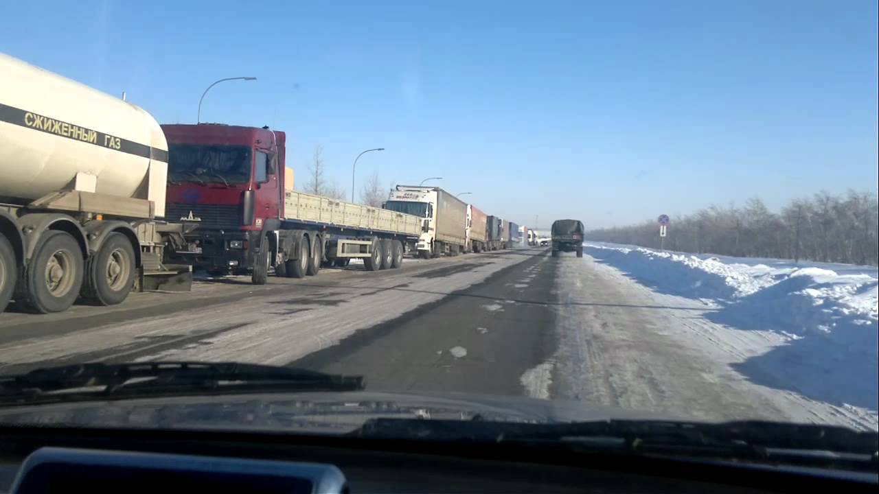 Саратов волгоград сегодня. Трасса Саратов Волгоград. Трасса Саратов Камышин 6.05.2023. Трассе Волгоград-Саратов. Дорожная обстановка на трассе сейчас на Волгоград Саратов.