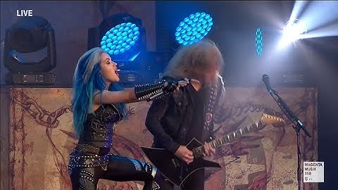 Arch Enemy - The Eagle Flies Alone[Live Wacken]