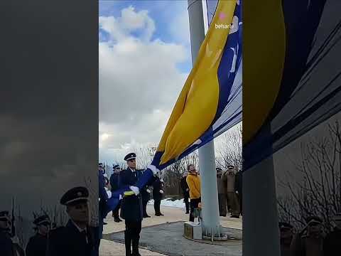 Podizanjem zastave na brdu Hum u Sarajevu počelo obilježavanje Dana državnosti #BiH #DanDržavnosti