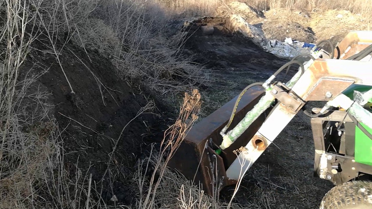 First test of John Deere 455 FEL Loader - YouTube