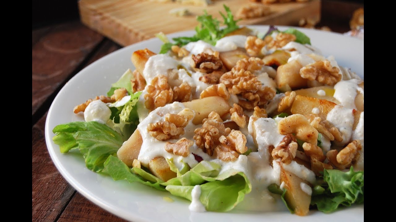 Ensalada templada de peras y queso