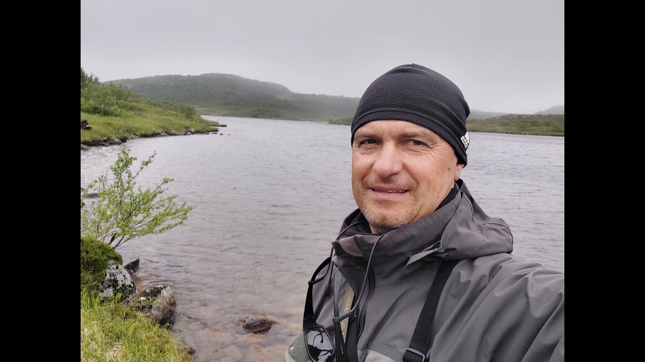 РЫБАЛКА СПИННИНГОМ НА ПОЛУОСТРОВЕ РЫБАЧИЙ . - YouTube