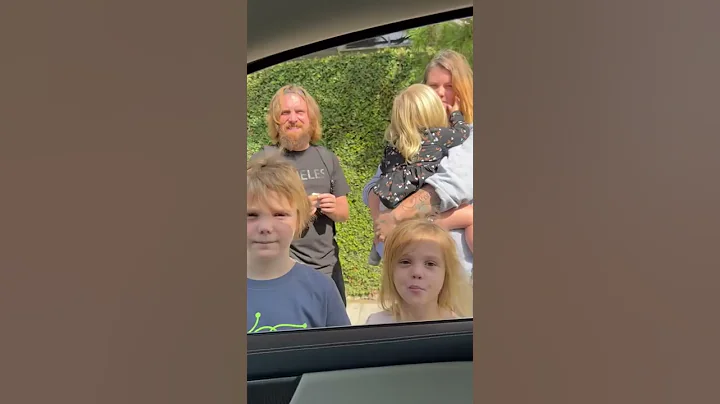 Homeless family surprised with DREAM CAR & CHRISTMAS PRESENT #shorts