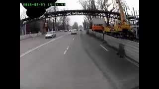 Алматы. Маневры без поворотников 20150227 1454