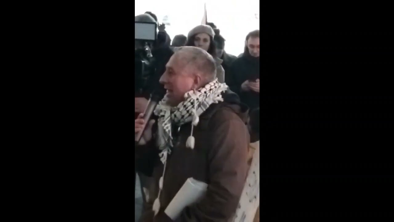 Giusti: " A 60 anni in pensione, ma solo se hai la divisa"