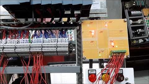 Simulasi Traffic Light Menggunakan PLC Siemens S7 1500