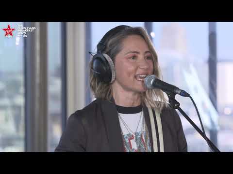 KT Tunstall - Suddenly I See (Live on the Chris Evans Breakfast Show with Sky)