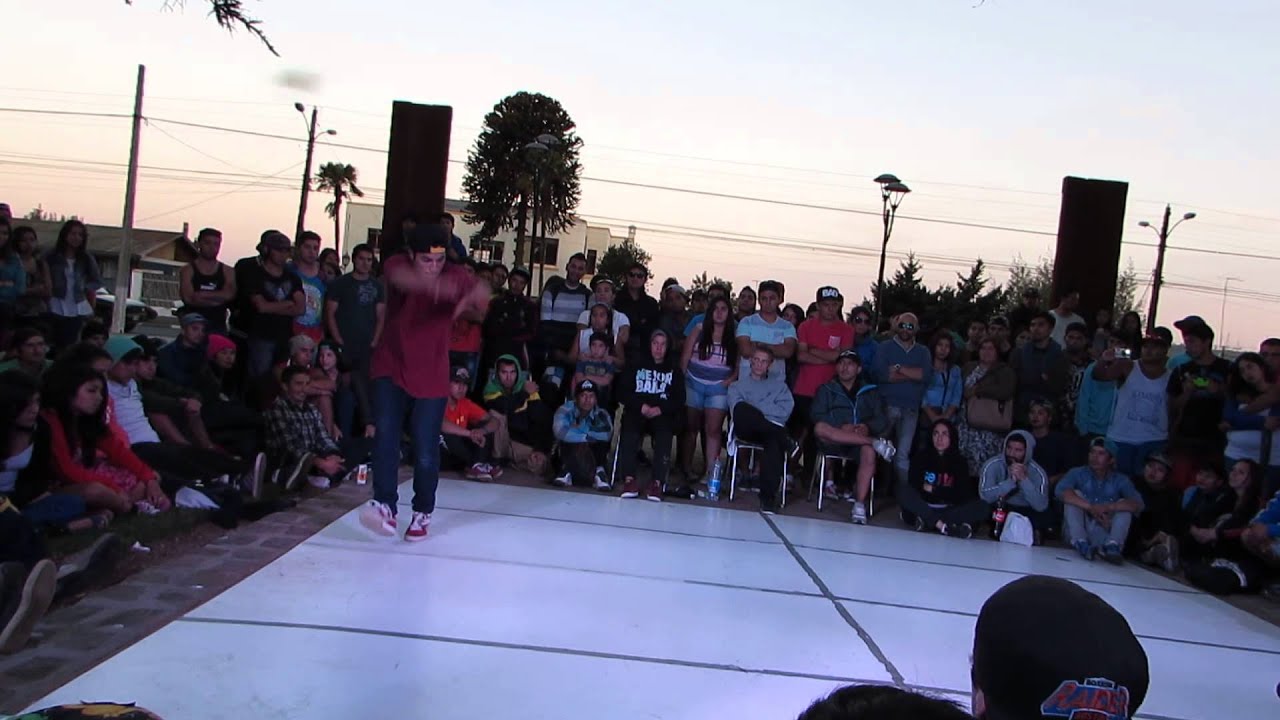 BBOY DANI CHICO  PRIMERA BATALLA MIXSTYLE 2015 1 VS 1