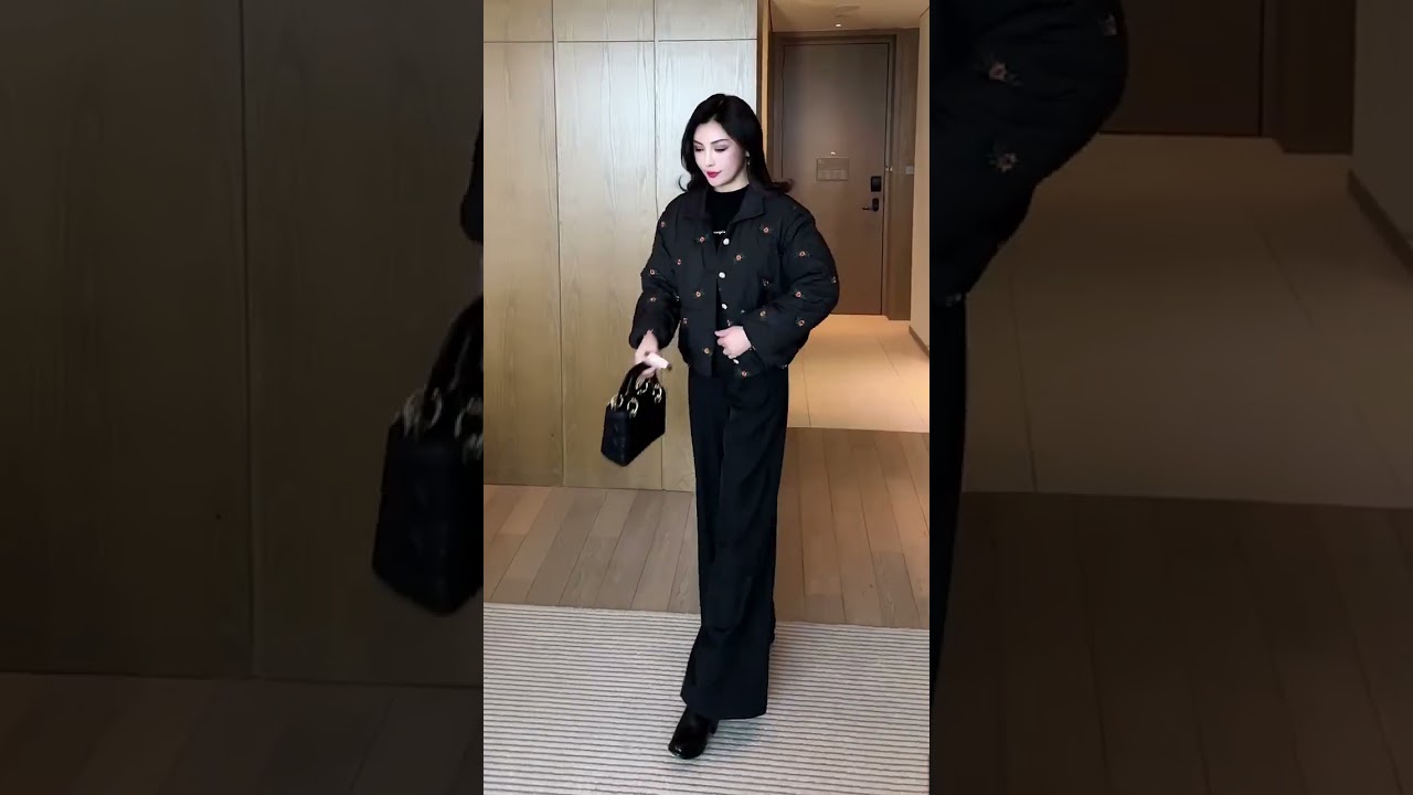 new Shop Knitted Sweater, Autumn and Winter Color Block Long Sleeve Tassel 