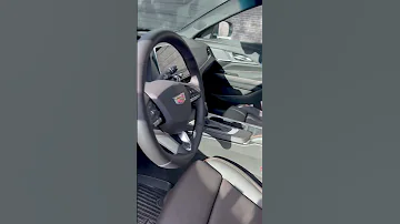 2025 Cadillac CT4 