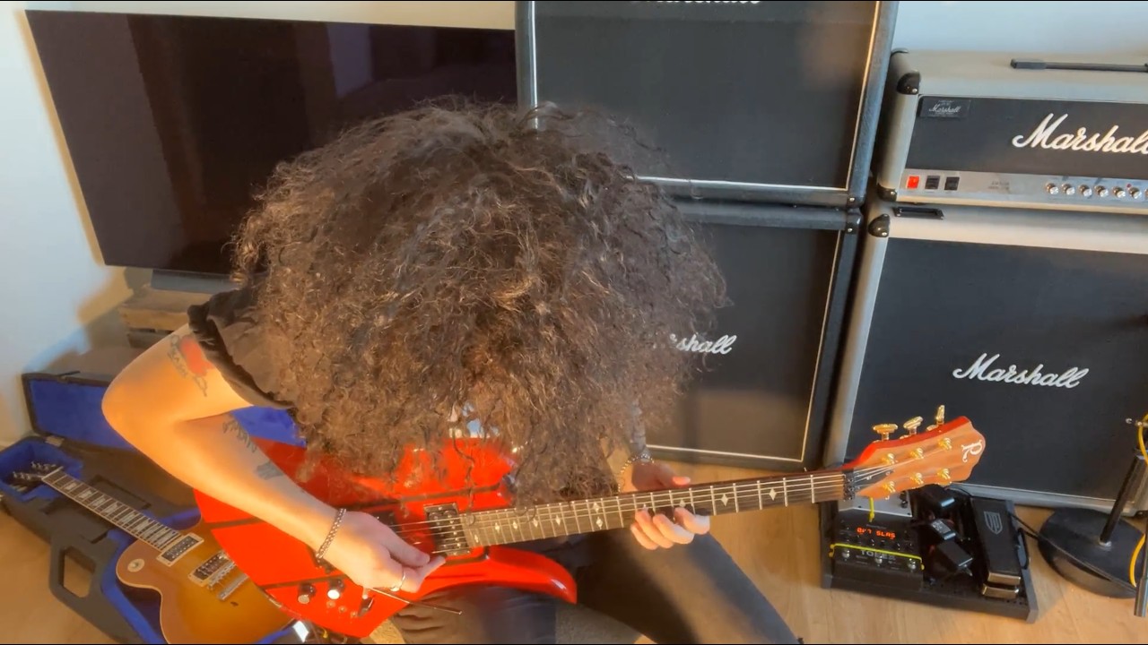 Slash Tokyo 1992 - You Could Be Mine Solo | Guns N' Roses - YouTube