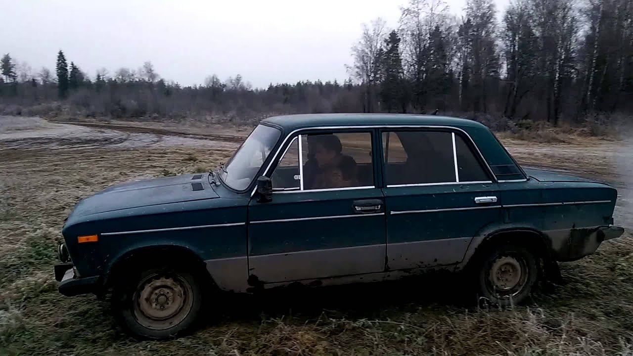 Москвич валит боком