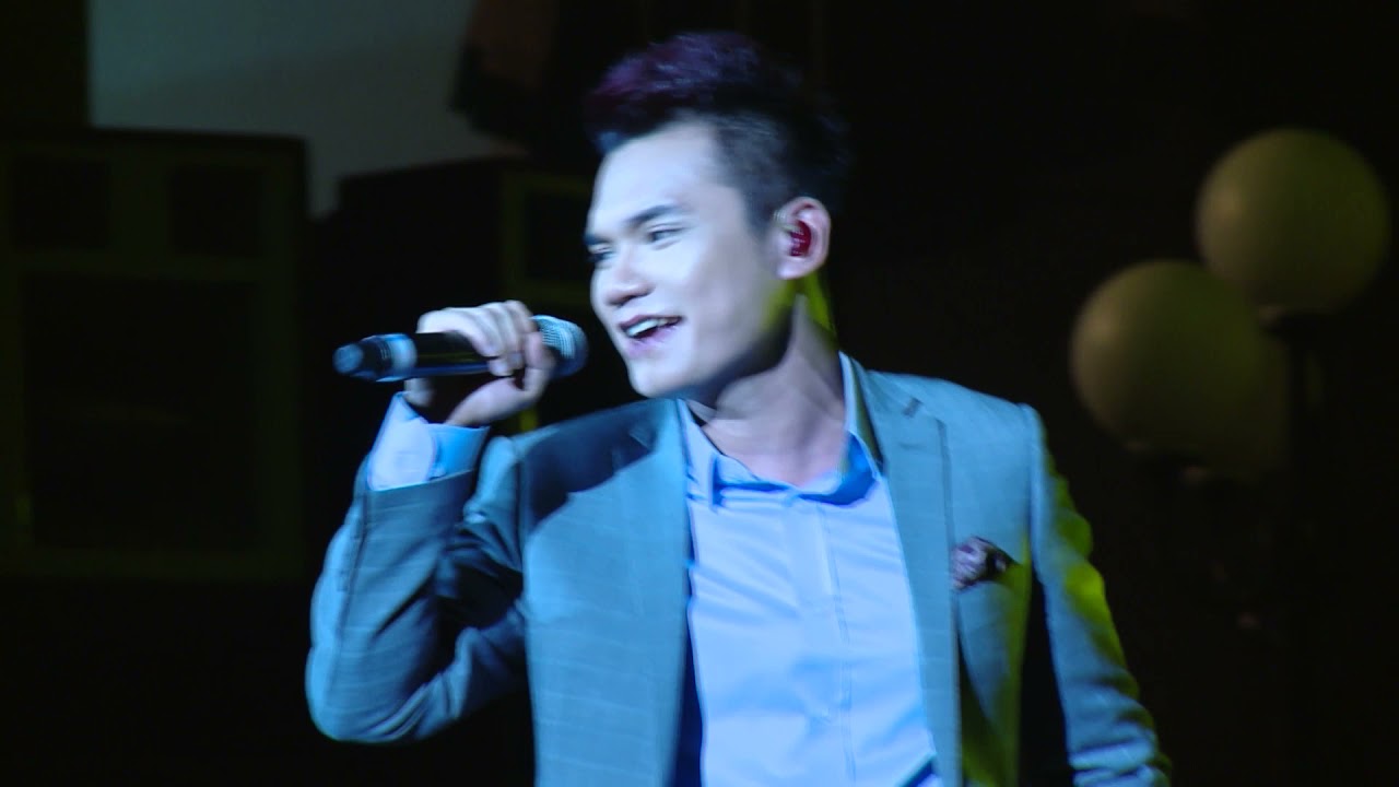 Hay Là Chia Tay - Khắc Việt「Live Show Yêu 2014」