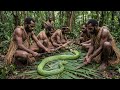 Indian Green Tree Snake | Korowai Tribe Survival — Living Completely Off the Land in the Rainforest