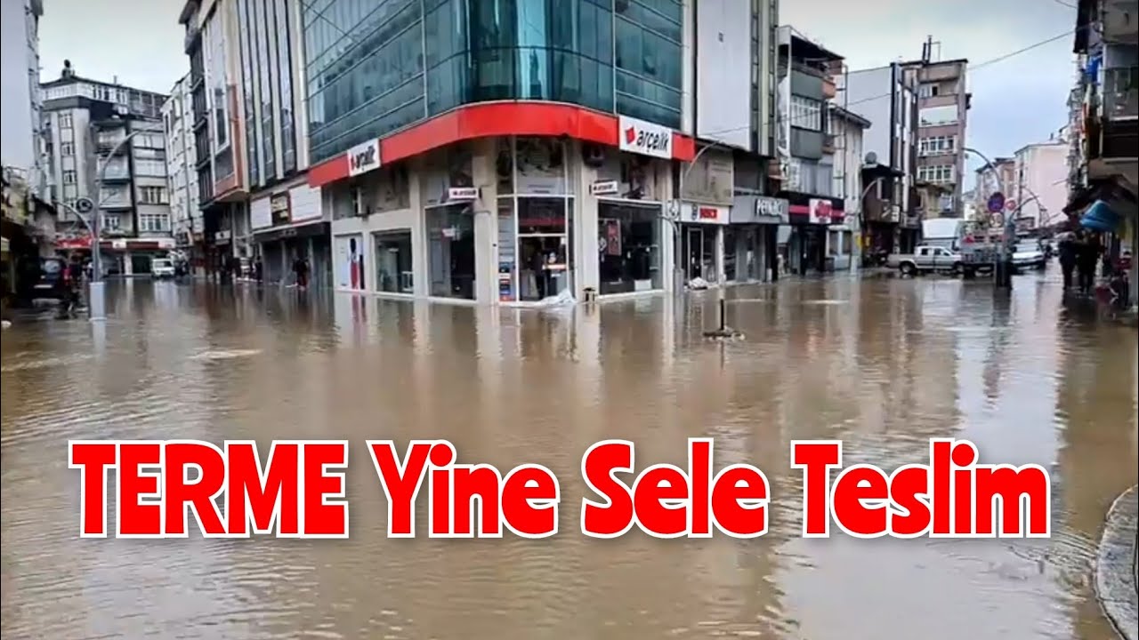 SU Koca Pazaryerini Havaya Kaldırdı ! Terme'de Sel Felaket  Yine Yaşandı 😒