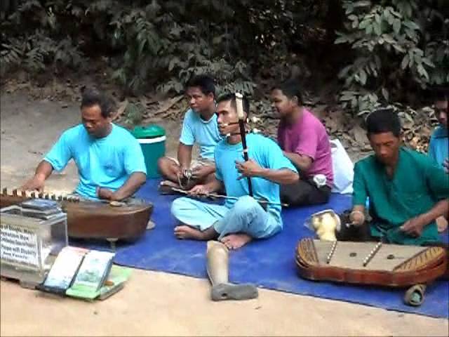 Khmer Traditional Band - Landmine Victims - Angkor Wat, Cambodia class=