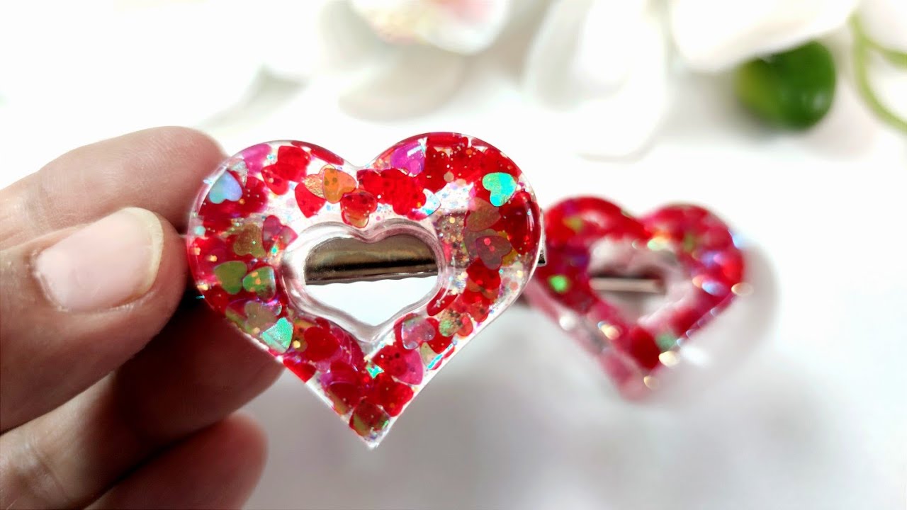 ✨ DIY Resin Hair Clip with Glitter Hearts | Sparkly & Romantic Hair Accessory 💖